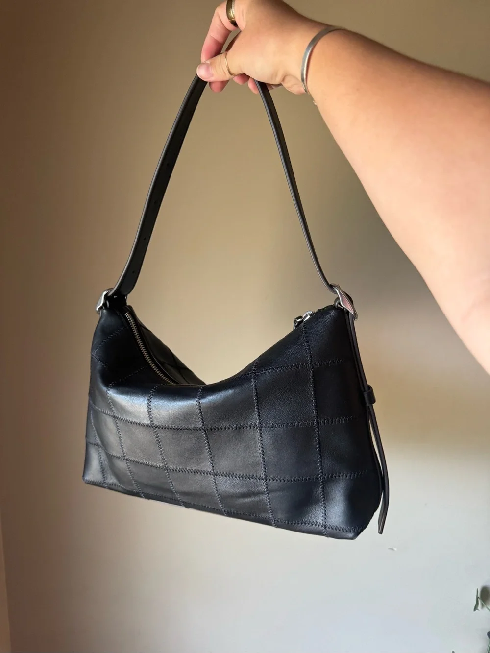 slouchy coachtopia alter ego black